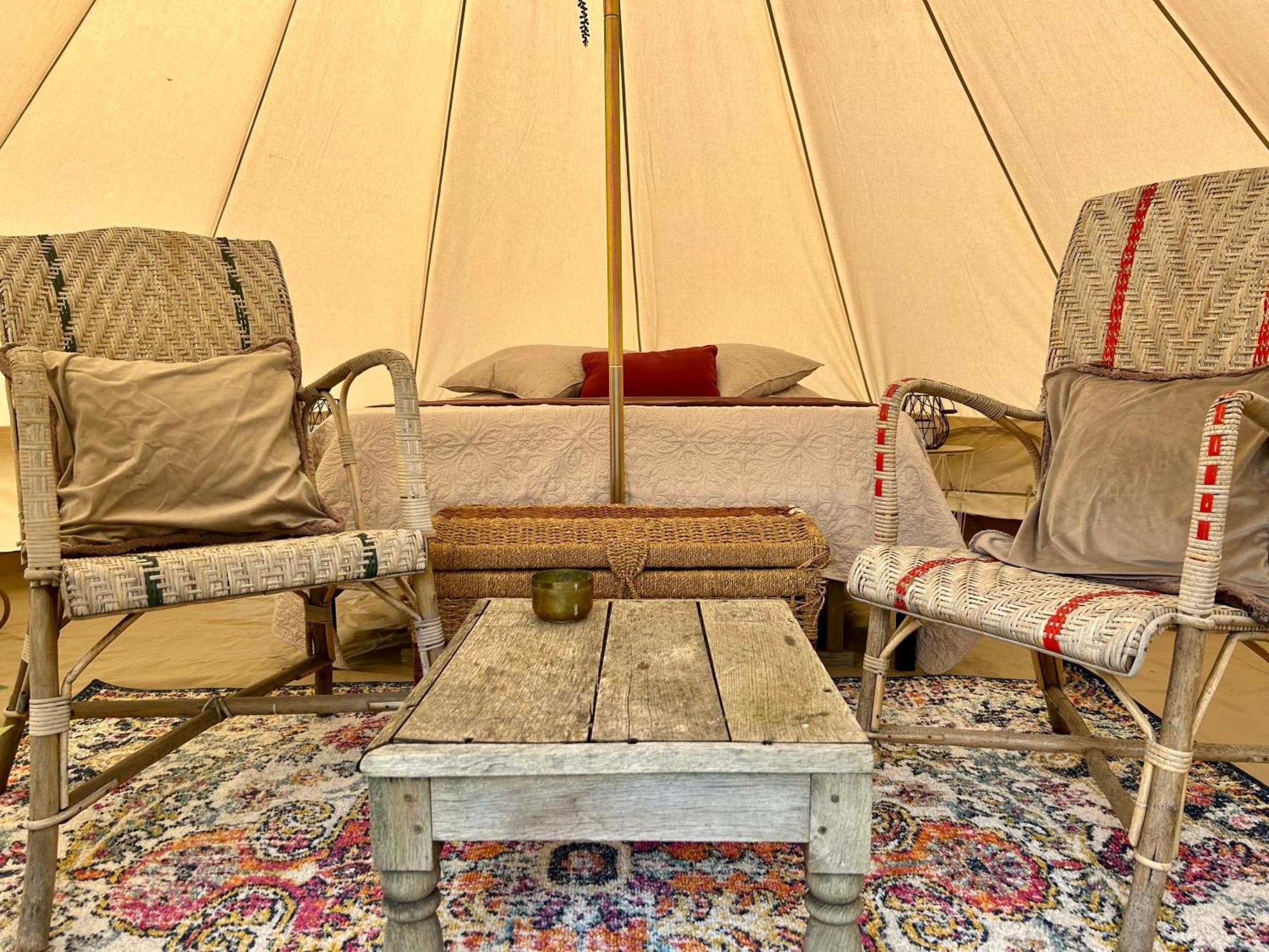 Chambre Au Jardin Tente De Charme Eguzon-Chantome Zimmer foto